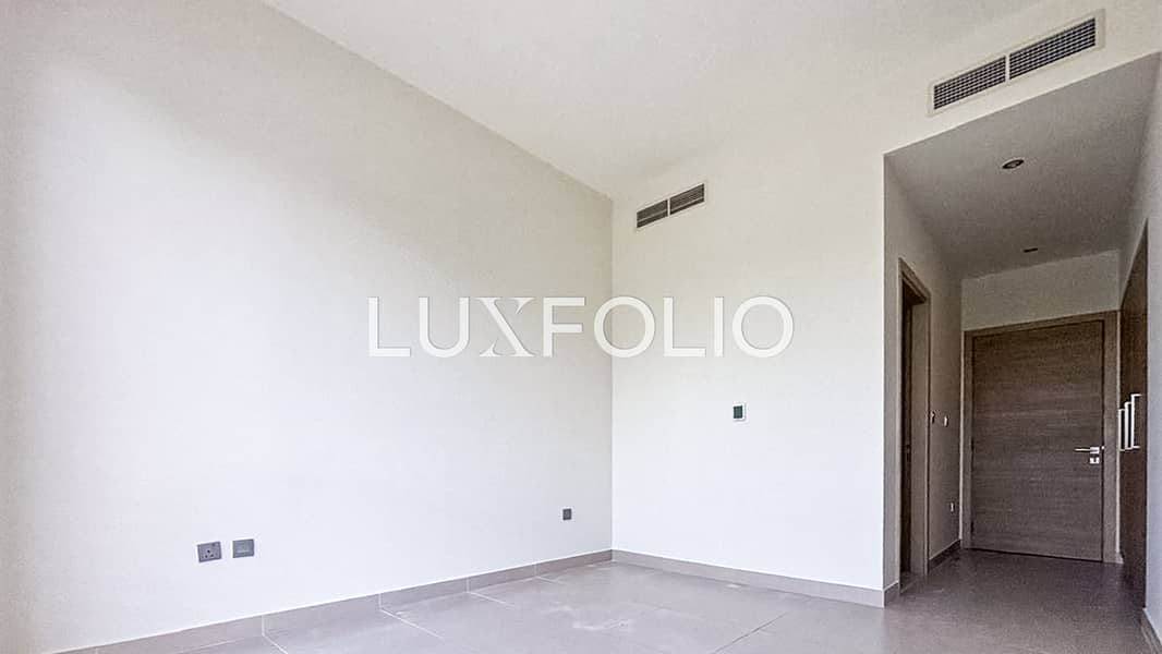 Huge Plot | Near Amenities | Vacant - Image 10