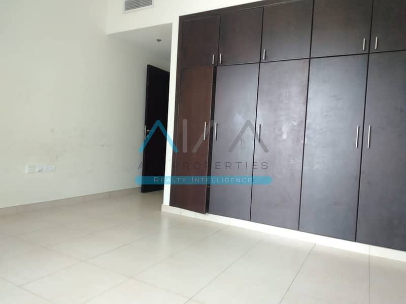 Prime Location Living: Chiller-Free Spacious 1BHK Opposite LuLu Mall | Le Presidium, DSO - Image 6