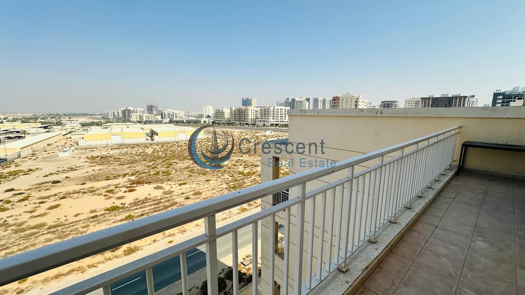 Spacious 1BR Apartment in Mazaya 23 | Liwan - Image 13