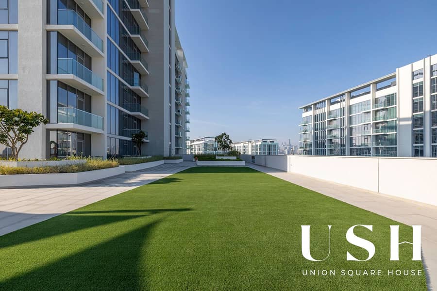 Brand new | Huge Layout | Genuine Resale - Image 7