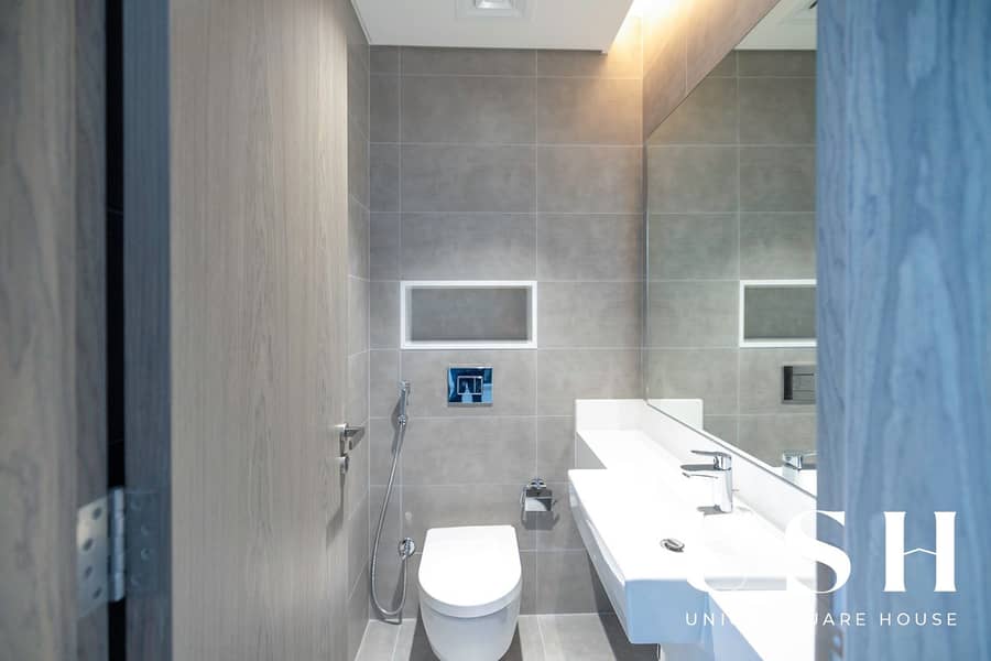 Brand new | Huge Layout | Genuine Resale - Image 13