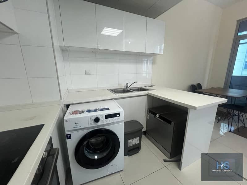 SPACIOUS 3BHK | CHILLER FREE | VACANT - Image 13