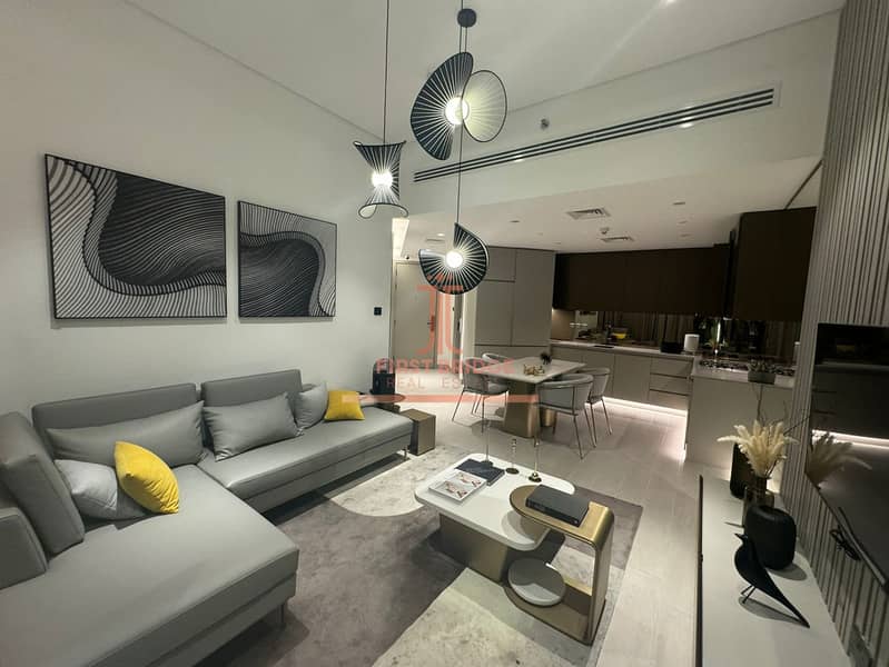 Creek and Lagoon view | High Floor | Unobstructed