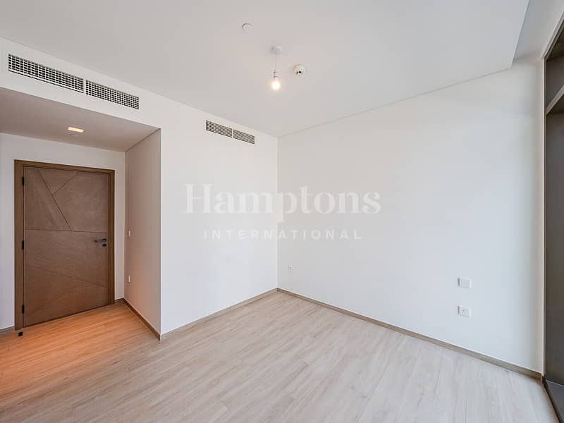 Unfurnished | Mid Floor | Community View - Image 13