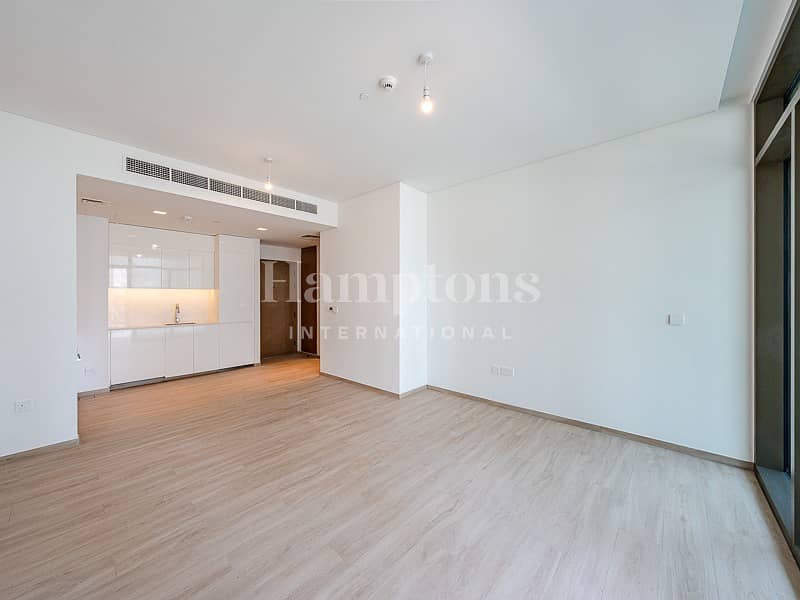 Unfurnished | Mid Floor | Community View - Image 14
