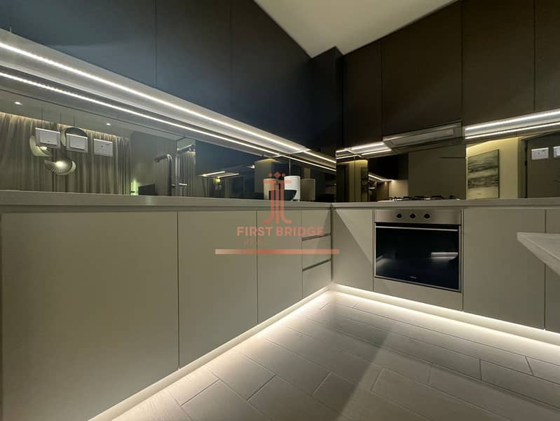 Creek and Lagoon view | High Floor | Unobstructed - Image 8