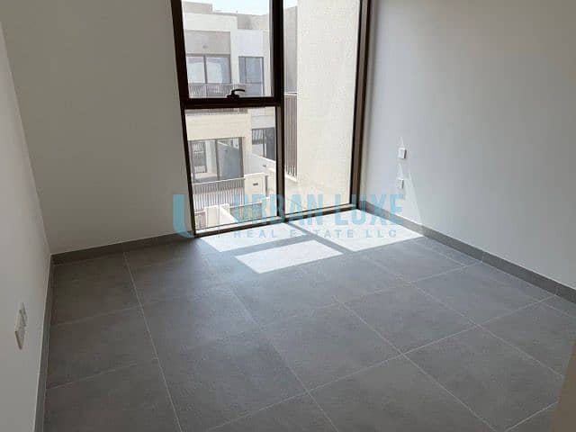 Brand New Bright 3 bedroom plus maid - Image 18