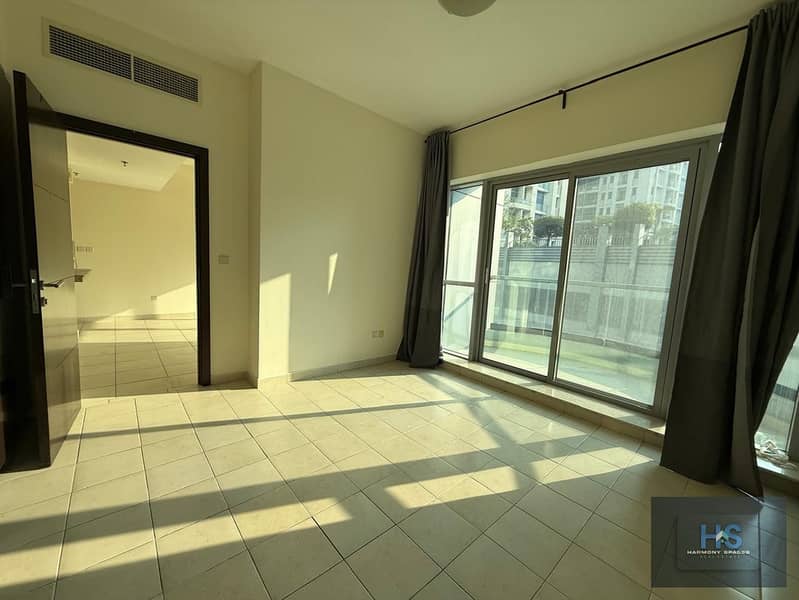 SPACIOUS LAYOUT | PRIME MARINA WALK LOCATION