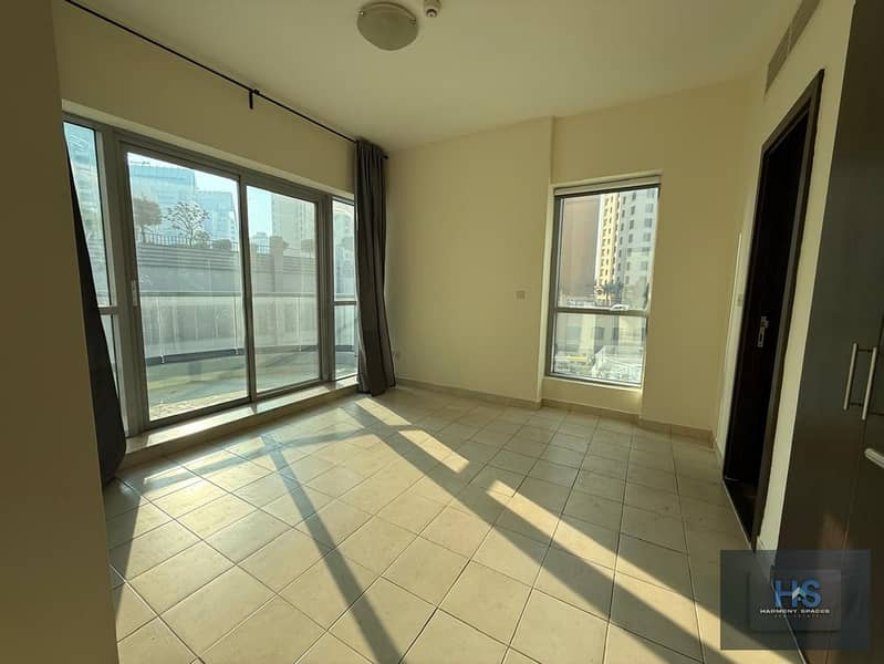 SPACIOUS LAYOUT | PRIME MARINA WALK LOCATION