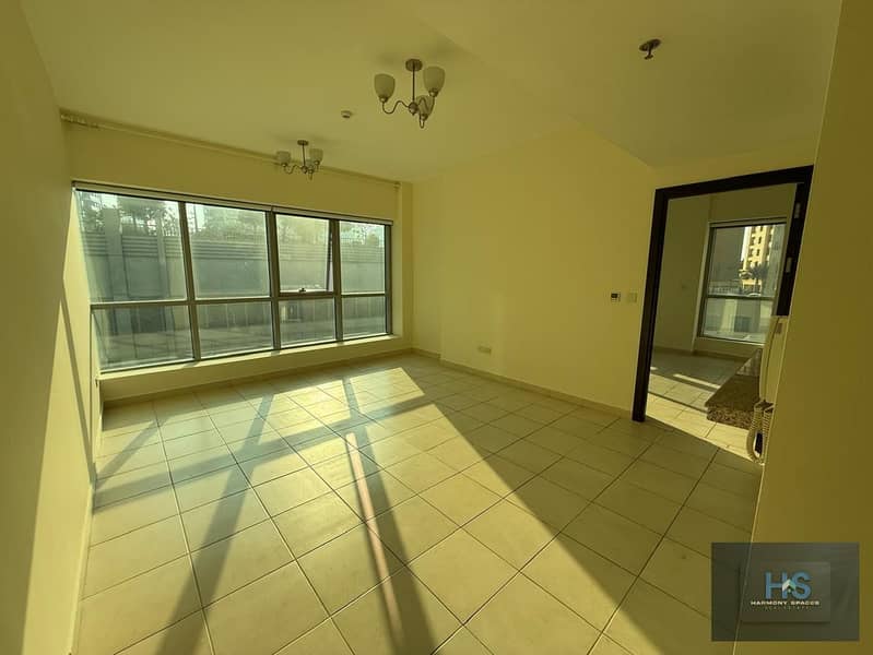 SPACIOUS LAYOUT | PRIME MARINA WALK LOCATION