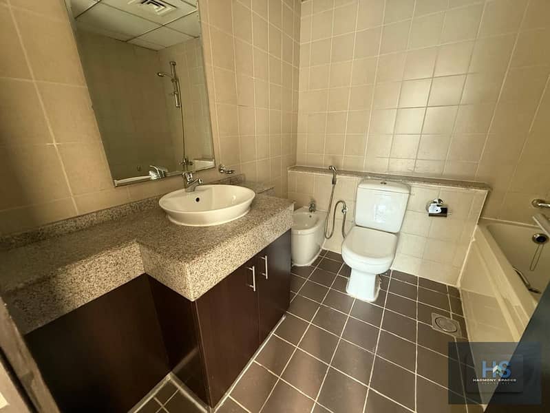 SPACIOUS LAYOUT | PRIME MARINA WALK LOCATION - Image 13