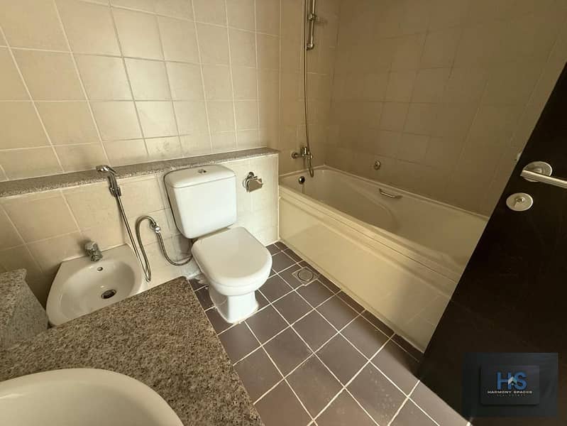 SPACIOUS LAYOUT | PRIME MARINA WALK LOCATION - Image 14