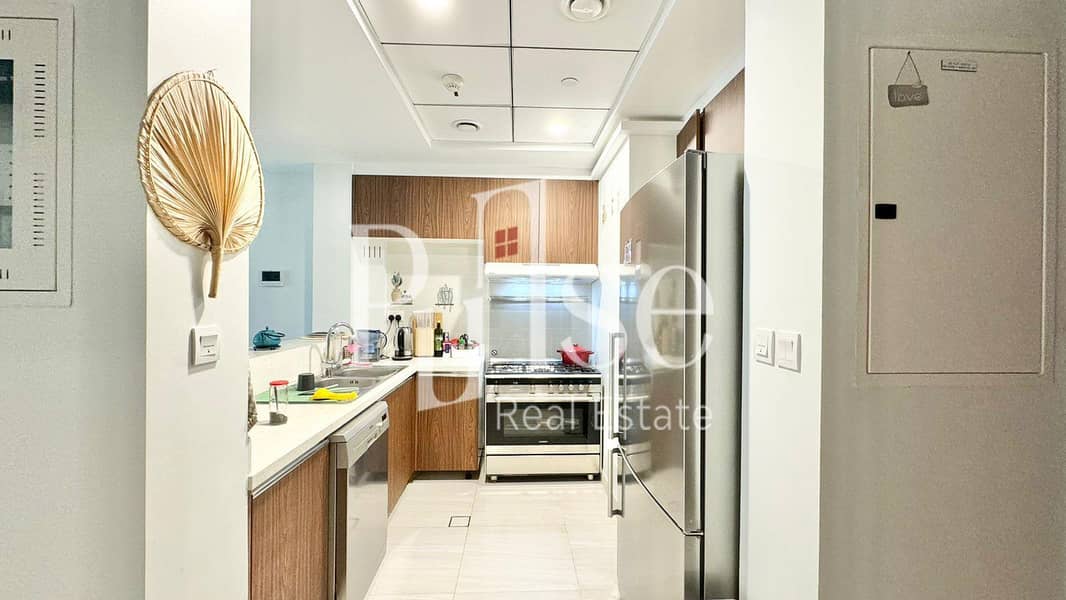 Fully Furnished 1BR | Community View - Image 8