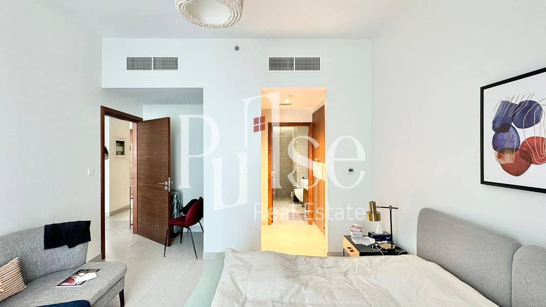 Fully Furnished 1BR | Community View - Image 14