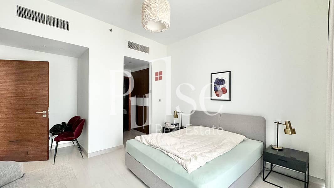 Fully Furnished 1BR | Community View - Image 16