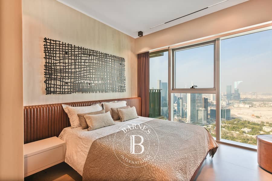 High Floor | 360° Skyline and Burj Khalifa View - Image 10