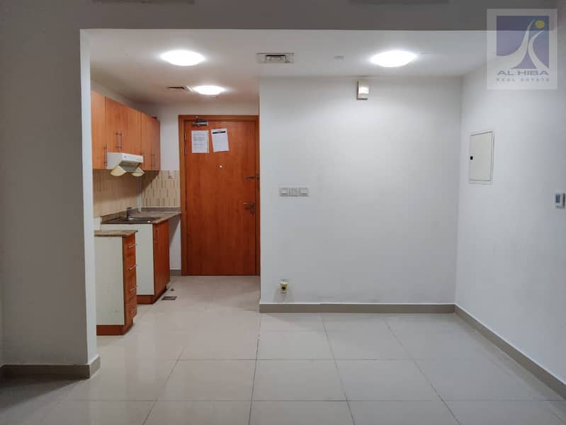 VACANT ON TRANSFER - Studio in Lakeside B - FOR SALE-