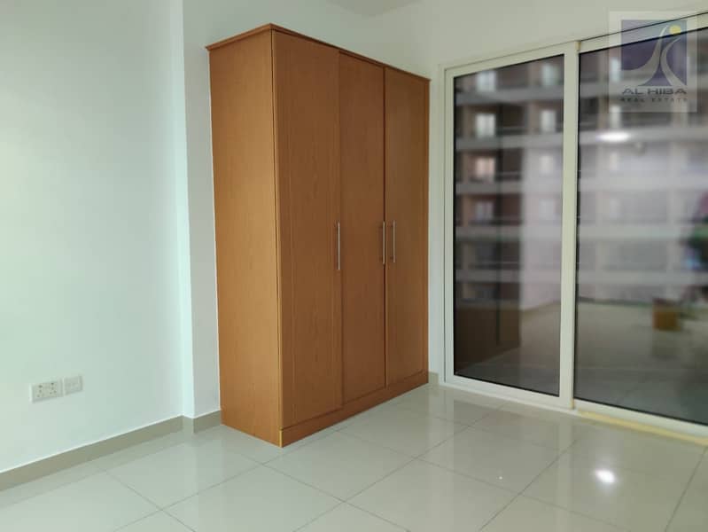 VACANT ON TRANSFER - Studio in Lakeside B - FOR SALE-