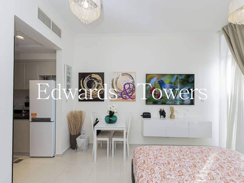 Modern Layout | Unfurnished | Vacant - Image 8