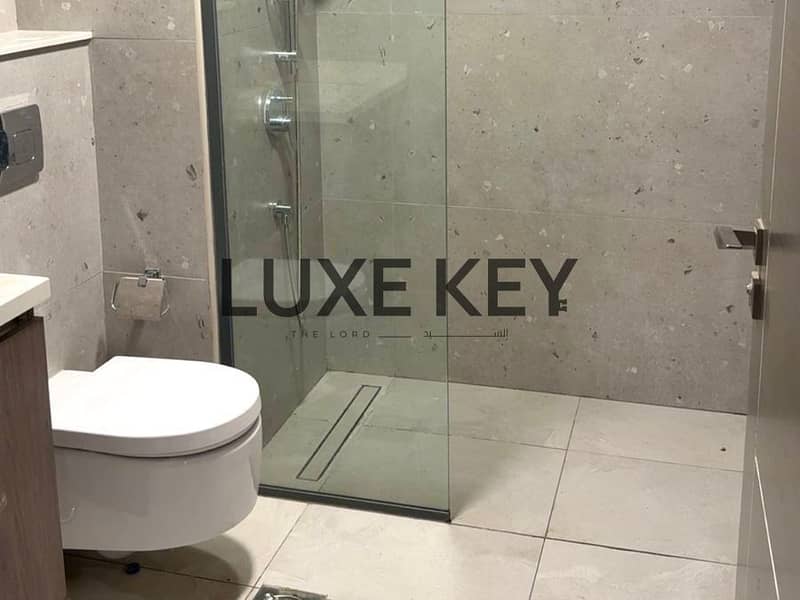 Upgraded | Burj Khalifa View | Vacant - Image 8