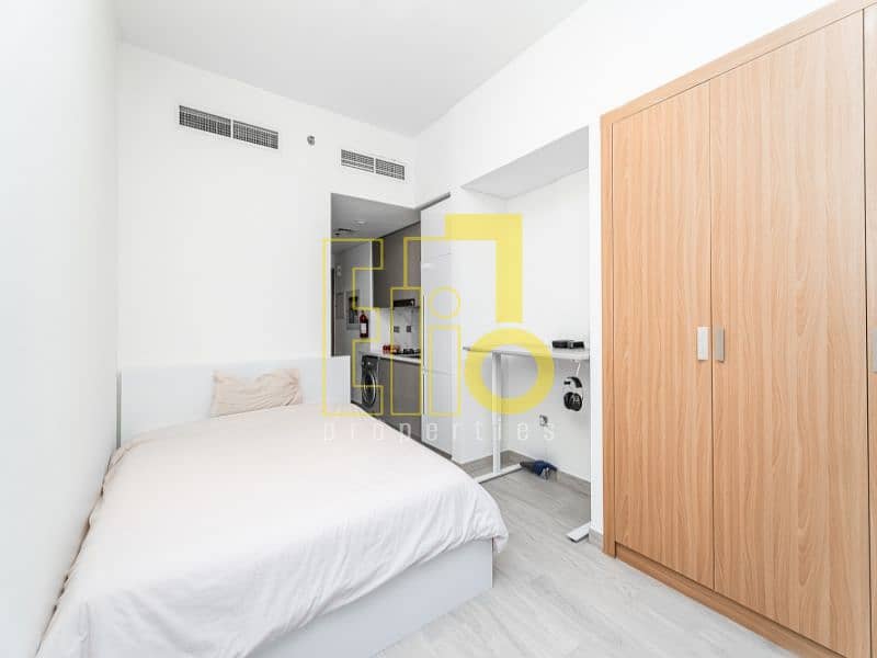 PRIME LOCATION | Fully Furnished I Boulevard View