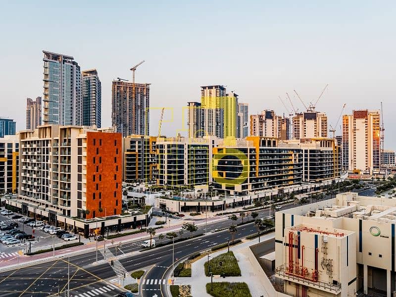 PRIME LOCATION | Fully Furnished I Boulevard View - Image 12