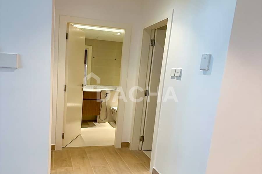 Vacant | Large 1 Bed | La Cote | Waterfront Living - Image 6