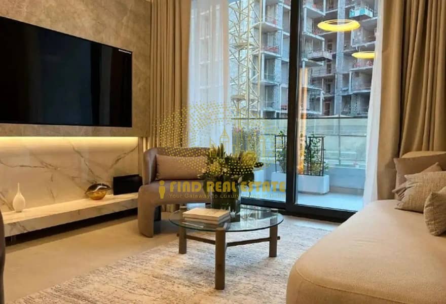 1 BEDROOM + STUDY & LAUNDRY | READY TO MOVE | POOL VIEW