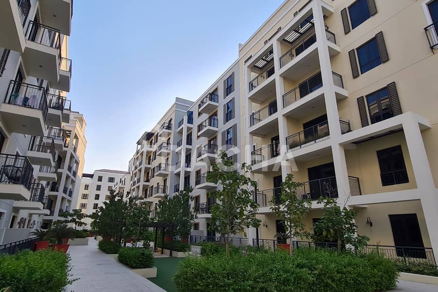 Vacant | Large 1 Bed | La Cote | Waterfront Living - Image 12