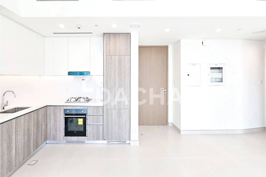 BEST PRICE | Sea Marina View | Vacant | High Floor - Image 9