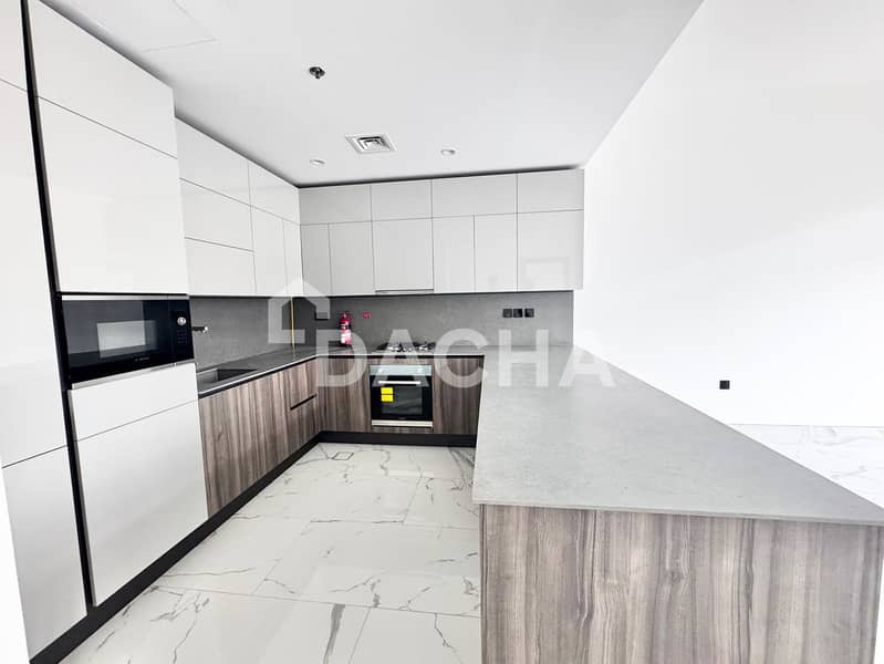 Brand New 1BR |Spacious Lay Out |Burj Khalifa view - Image 6