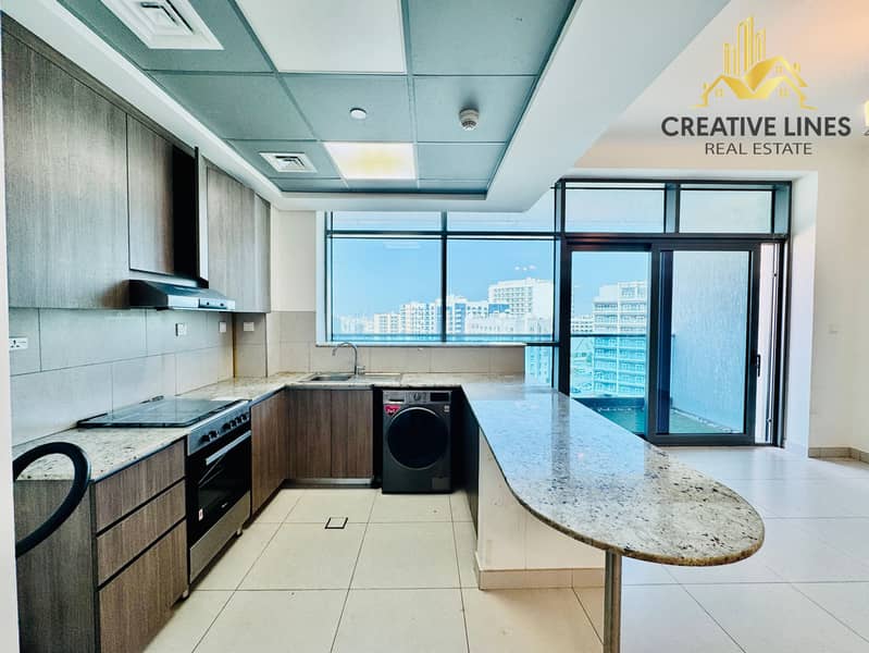 Ready To move spacious 1 bedroom apartment next To Park