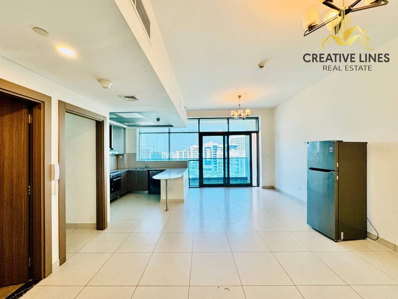 Ready To move spacious 1 bedroom apartment next To Park