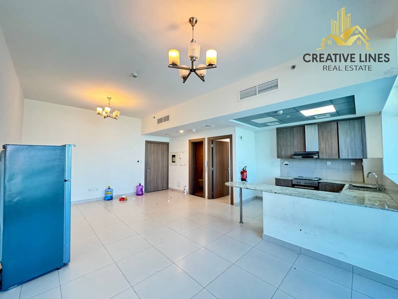 Ready To move spacious 1 bedroom apartment next To Park - Image 7