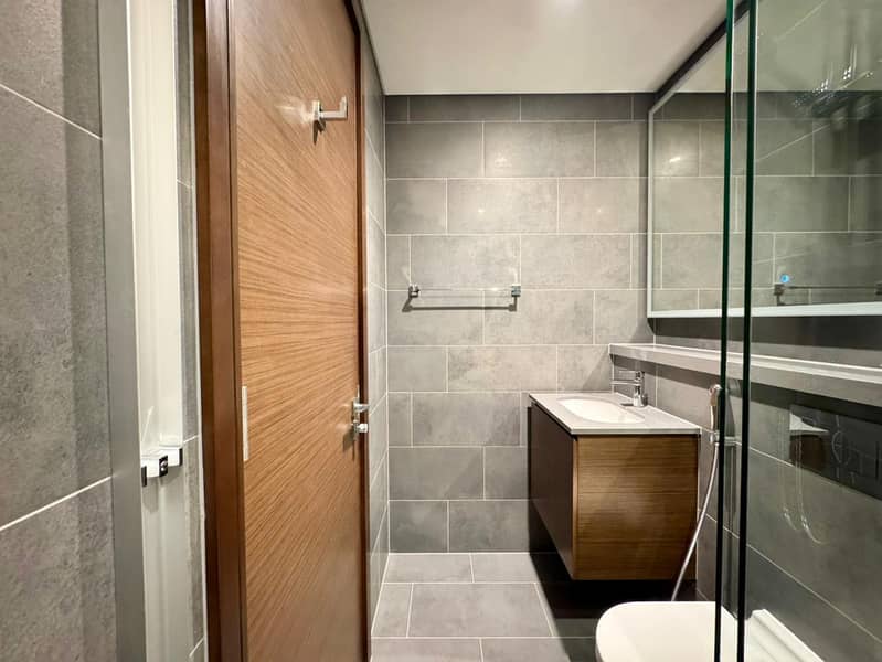 Downtown Views | High Floor | Brand New - Image 18