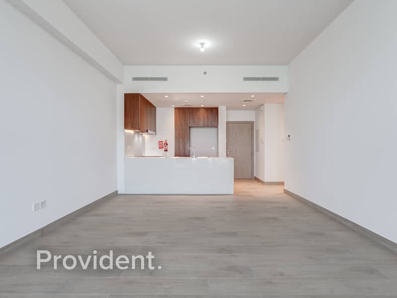 Sea View | Private Beach | Spacious | Waterfront