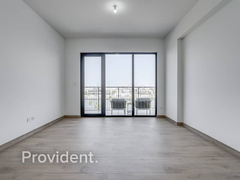 Sea View | Private Beach | Spacious | Waterfront