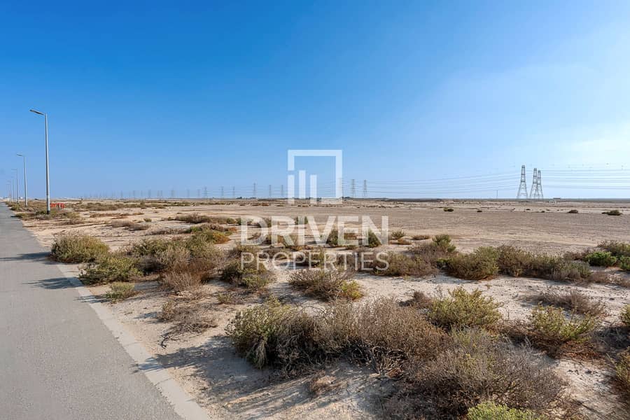 Exclusive | Single Row | Close to Amenities - Image 7