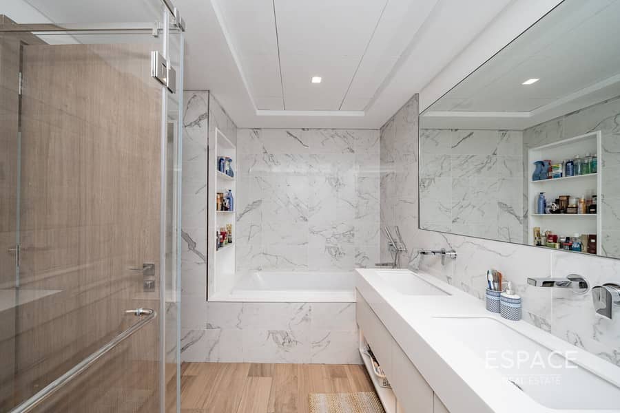 4BR Villa + M | Furnished | Landscaped - Image 11