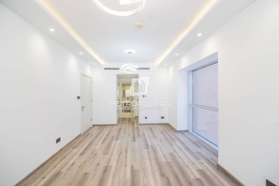 Fully Upgraded | Vacant | Marina and Sea View