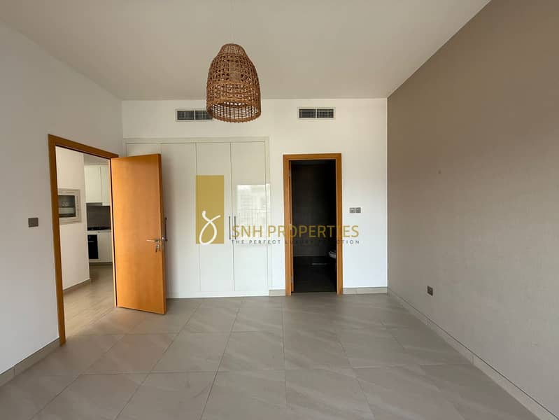 READY TO MOVE IN | UNFURNISHED | PRIME LOCATION