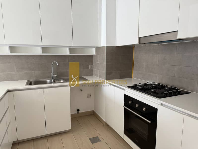 READY TO MOVE IN | UNFURNISHED | PRIME LOCATION - Image 7