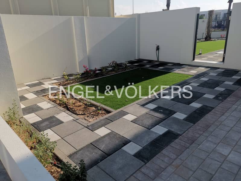 Renovated | Landscaped | Great Location - Image 7