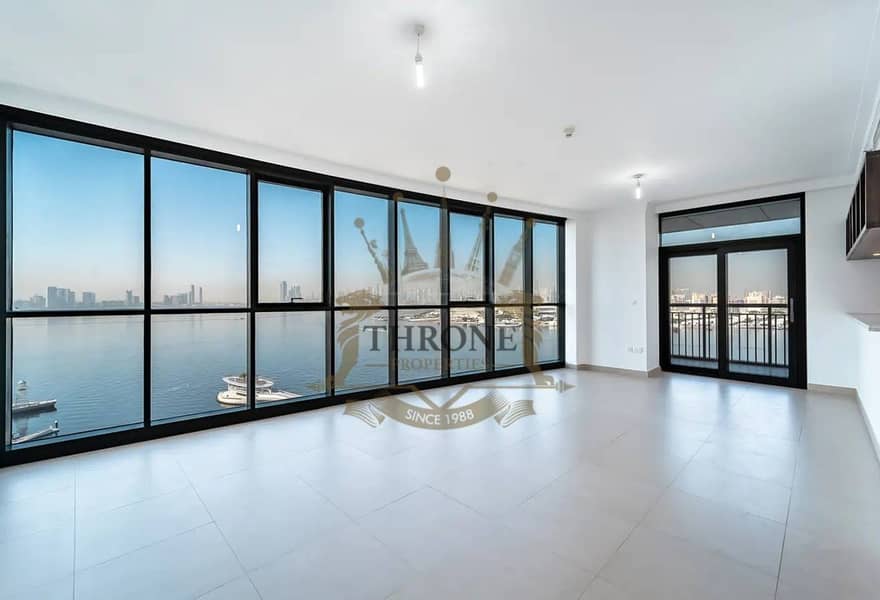 HIGH FLOOR | SKLYLINE AND CREEK VIEW | VACANT