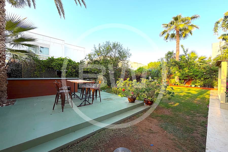 This 4BR Meadows 1 Villa is your next family home - Image 16