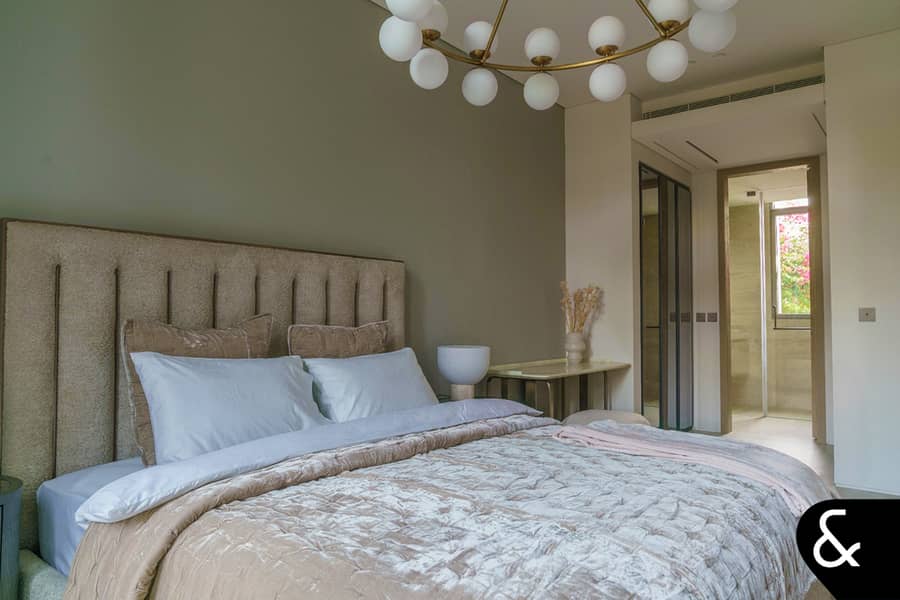 Exclusive | Show Home | Upgraded | Park View - Image 9