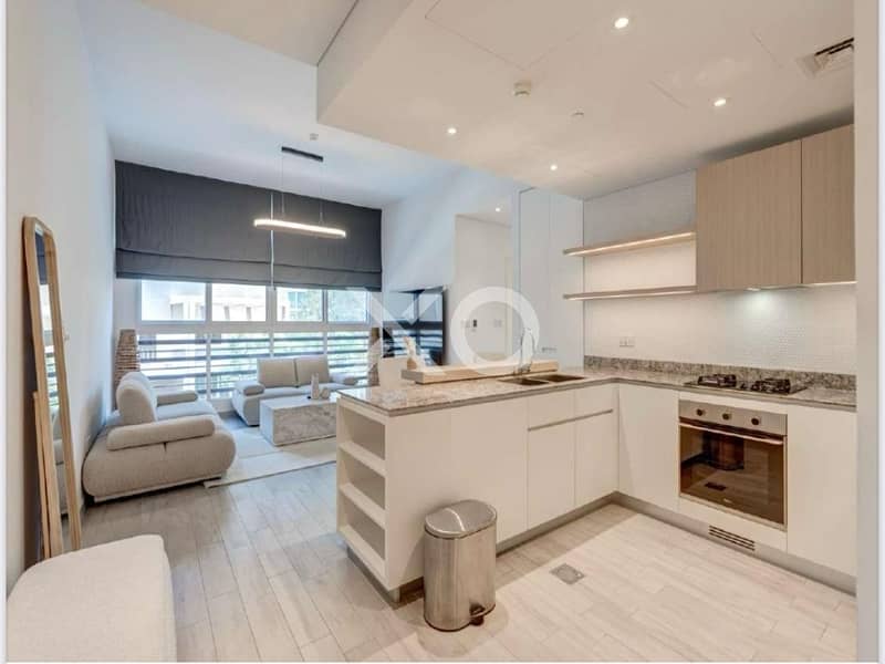 Fully Furnished | Vacant | Chiller Free