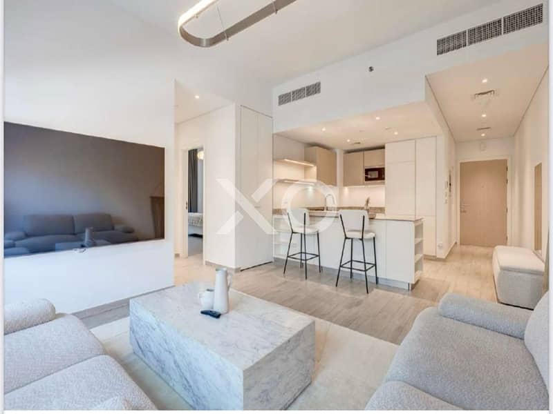 Fully Furnished | Vacant | Chiller Free