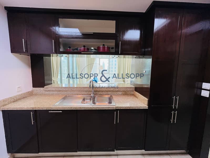 Full Burj Khalifa Fireworks View -2 BR in Downtown - Image 9