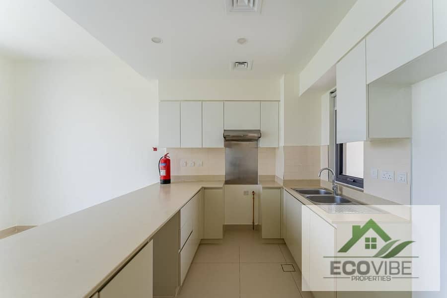 Spacious 4BHK Villa for Rent | Unfurnished | Family-Friendly Community - Image 22